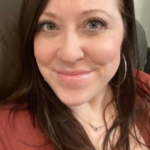 Meet your Posher, Shara